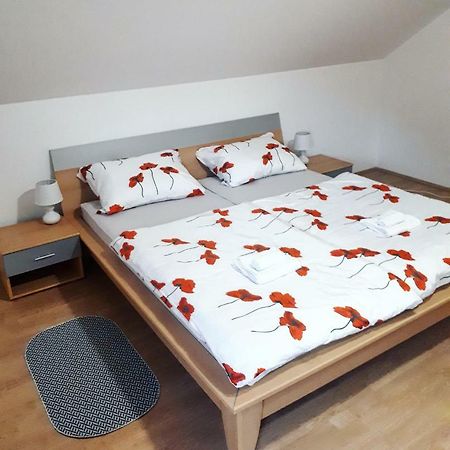 Apartman Lena Tusilovic Luaran gambar